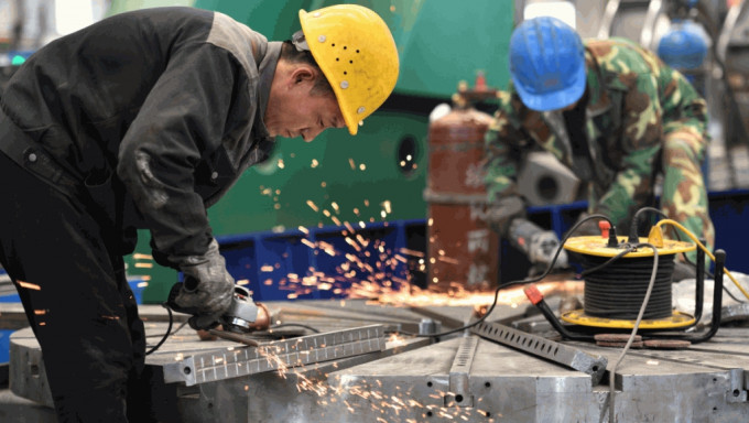 财新中国制造业PMI升至51.8 2021年6月以来最高 