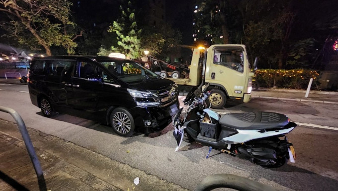 半山七人車疑越線撞電單車 鐵騎士重創送院