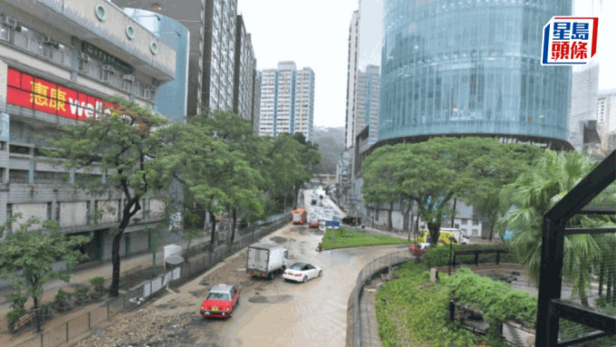 香港近日遭遇百年来最严重的暴雨袭击。资料图片