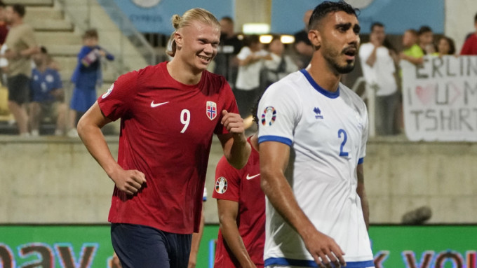 挪威神鋒艾寧夏蘭特剛仗作客塞浦路斯攻入2球，助球隊大勝4:0。AP