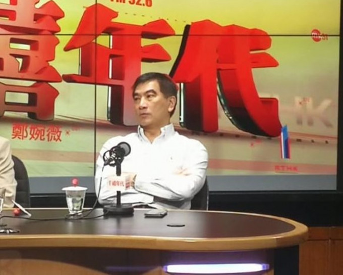 鍾國斌認為目前要做的是改革行政會議。