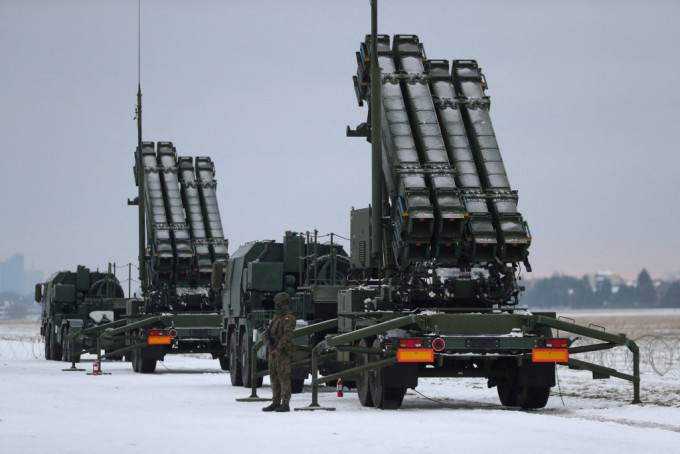 美国将优先向乌克兰提供爱国者防空导弹抗俄。路透社