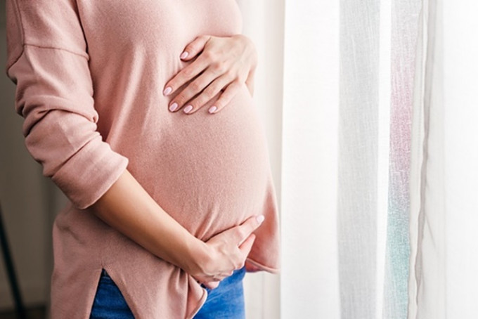美国有医院禁止陪产，有孕妇感焦虑。示意图