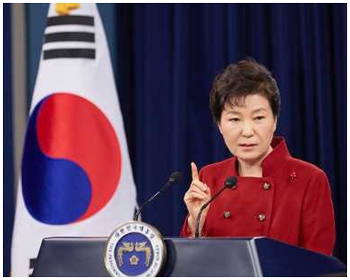 朴槿惠爆出的「閨密門」醜聞促使南韓受訪者對政府應付貪污問題的態度，比以前悲觀。新華社圖片