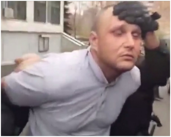Alexandr Maslennikov刚于5月出狱。