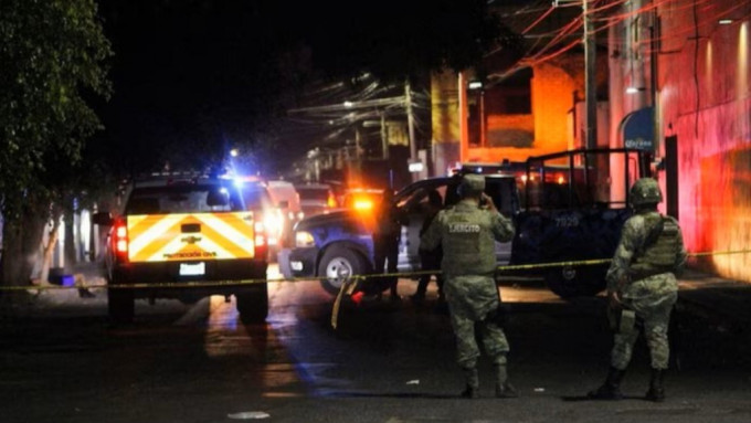 墨西哥又发生涉及毒贩的枪击案，已致6死26伤。美联社