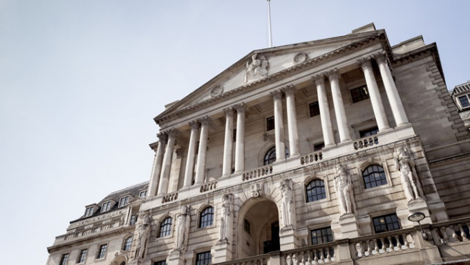 英伦银行宣布押议息一周。iStock示意图
