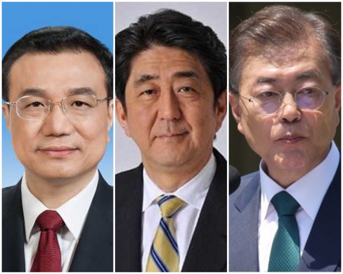安倍晋三在日中韩领袖会谈后，将分别与李克强及文在寅举行会谈。新华社; AP; 网图