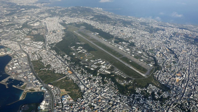 冲绳县政府指责驻日美军「引爆」当地疫情。AP资料图片