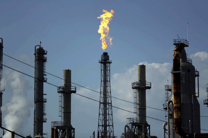 美國制裁多家公司涉助伊朗出口石油。ap資料圖片