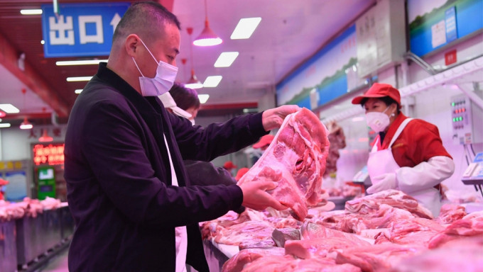 內地9月起投放政府豬肉儲備。