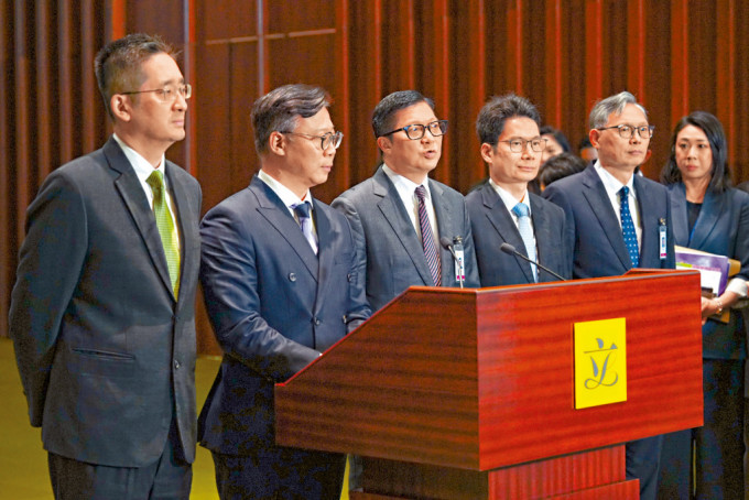 立法會舉行前廳交流會，談及23條立法等議題，鄧炳強指已預計有人將加強抹黑。