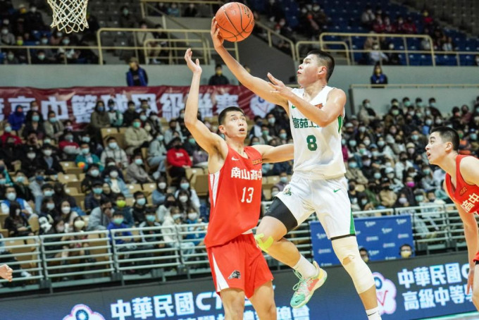 台湾HBL的激烈程度，就如看著真人演出的篮球动漫。中央社资料图片