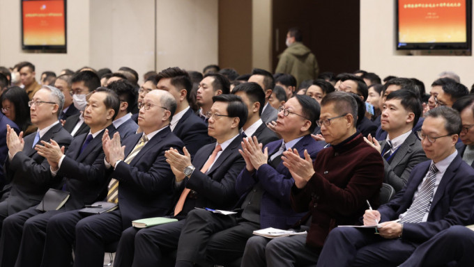 12月22日，全國港澳研究會成立十周年慶祝大會上午在北京舉行，中央港澳工作辦公室、國務院港澳事務辦公室主任夏寶龍出席並致辭。 中新社