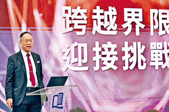 浸大昨举行传媒午宴，校长衞炳江回应传媒提问时表示支持《基本法》23条立法，相信立法后不会动摇本港的学术自由。