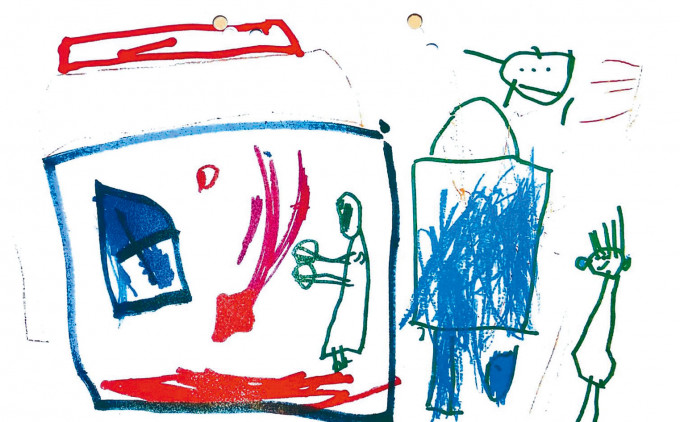 五岁女童生前的画作。