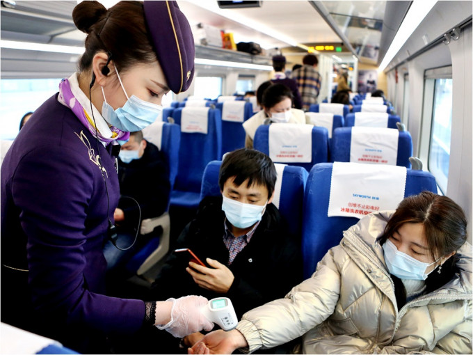 內地過年前的鐵路載客量較去年下降約7成。新華社圖片