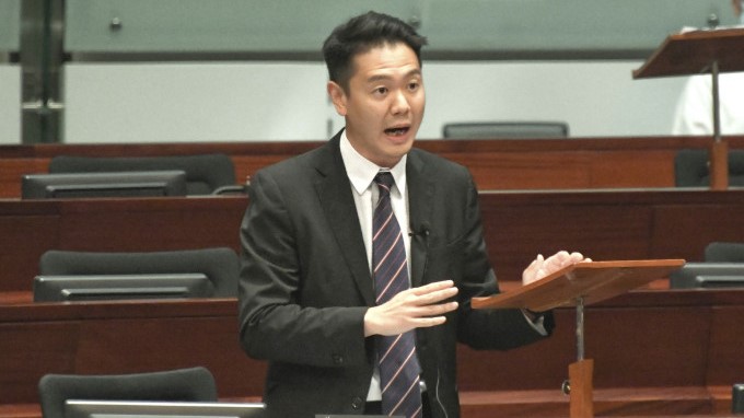 民建联立法会议员周浩鼎回应指是「荒天下之大谬」。资料图片