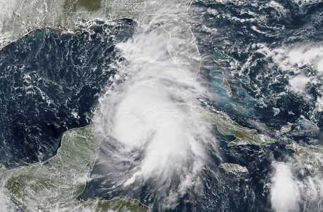 「迈克尔」现为一级飓风，但明天可能增强为3级。