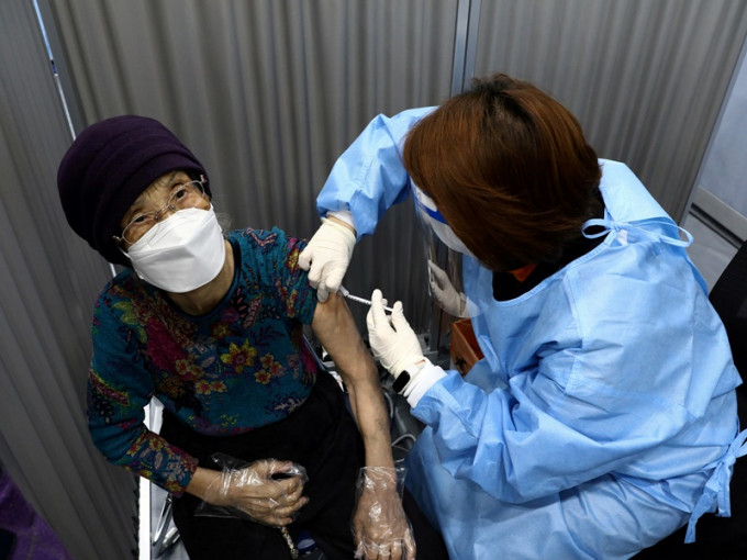 南韓政府積極推行接種疫苗計畫。REUTERS