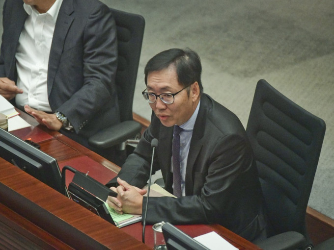 陈健波决定下周一开会选财委会主席。