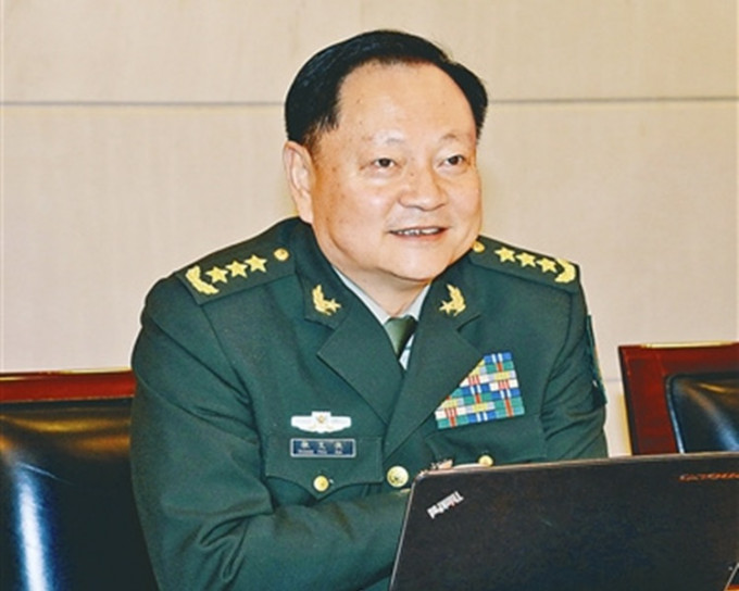 十八届中央军委委员张又侠也是中央委员，显示他极有可能成为军委副主席。