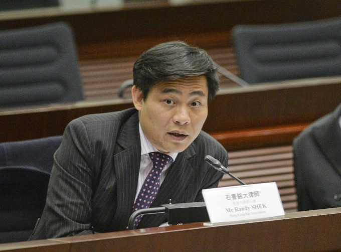 石書銘表示，強烈建議當局暫緩方案，集中先處理台灣移交案。資料圖片