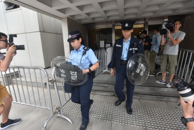 香港中小型律师行协会发表声明，促请司法机构考虑加强法院的保安。