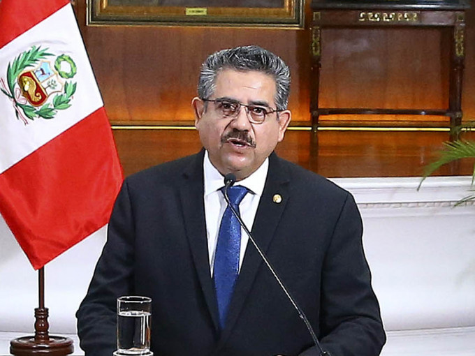 秘魯總統梅里諾上任未滿一周辭職。AP