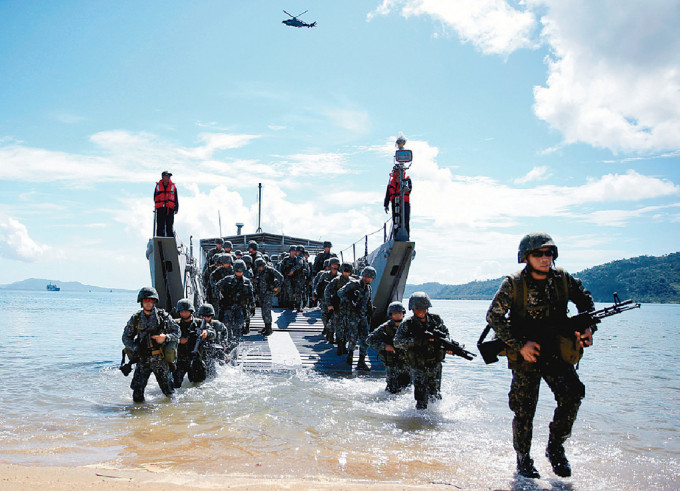 美菲启动年度联合军演，模拟夺岛。资料图片