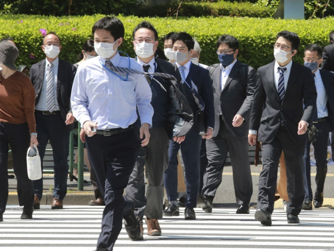 东京都连续两天单日逾800宗确诊。AP