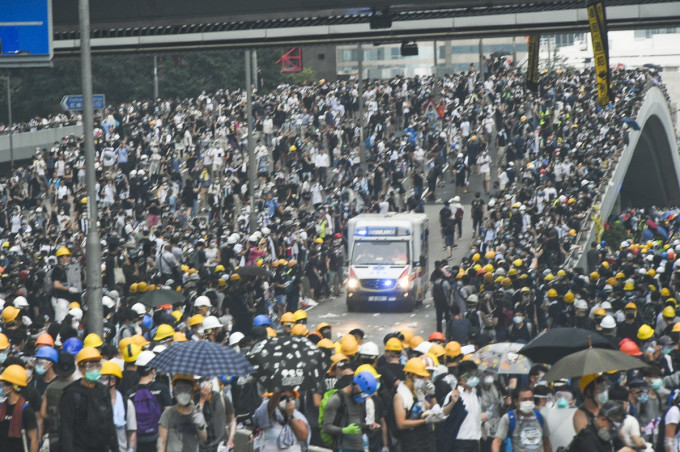 香港警察队员佐级协会声明指，质疑警务人员是如何滋扰、妨碍、妄顾安全，要求有关人士请提交任何构成上述指控的证据。 资料图片