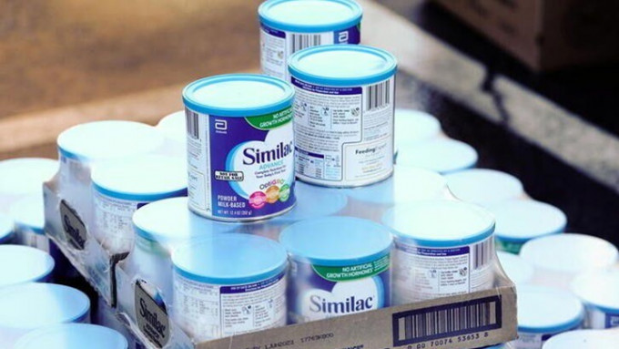 雅培有美国生产的奶粉疑与当地婴儿受细菌感染有关。路透社图片