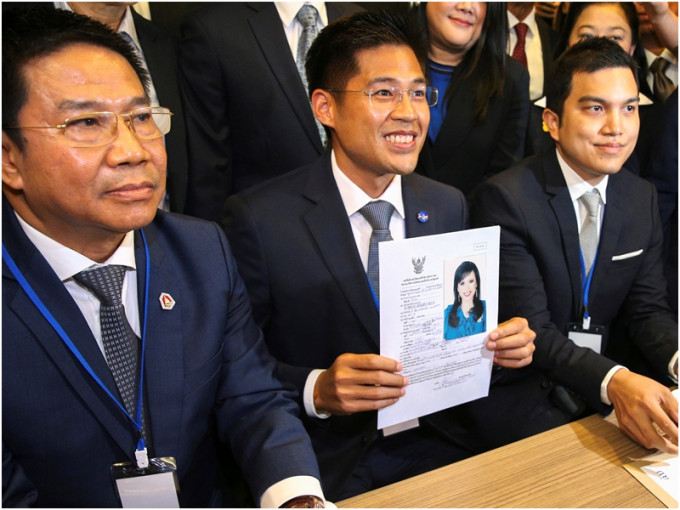 泰護國黨上月推舉泰皇哇集拉隆功的胞姊烏汶叻公主為首相候選人。