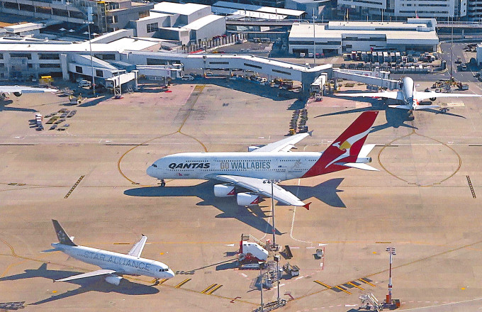 澳洲航空将购入超过100架新飞机，以取代现有旧机。