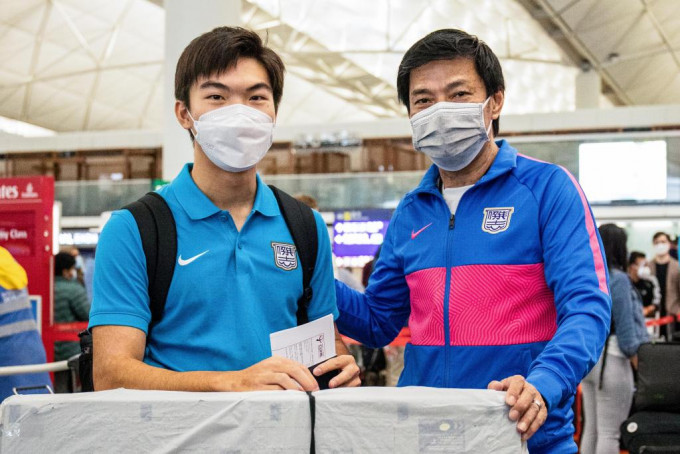 杰志主帅朱志光(右)期望藉特训提升球员状态。杰志提供图片