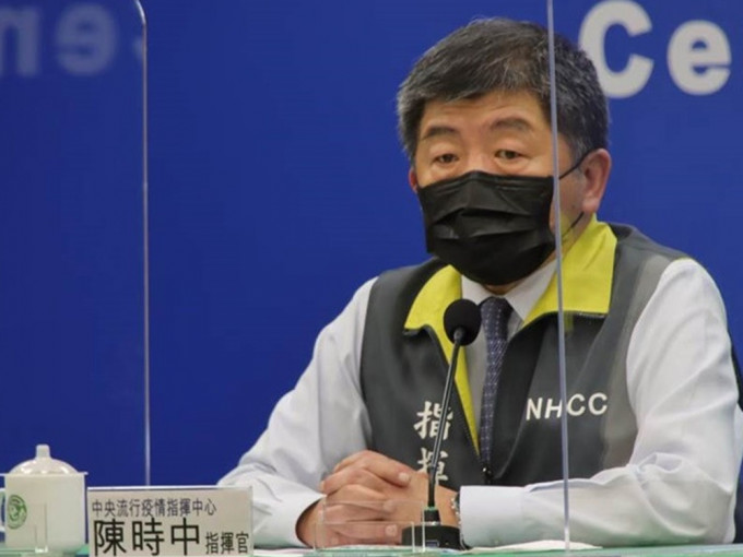 中央流行疫情指揮中心指揮官陳時中表示，兩日確診數微幅往上。中時