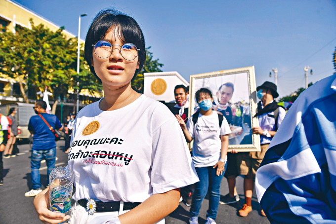 ■高中生示威領袖本傑瑪彭，上周六在曼谷參加示威。