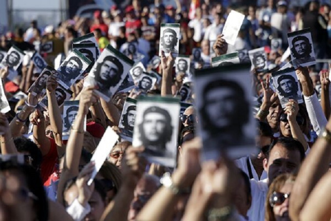 古巴有大型集會，悼念逝世五十周年的哲古華拉（網上圖片）
