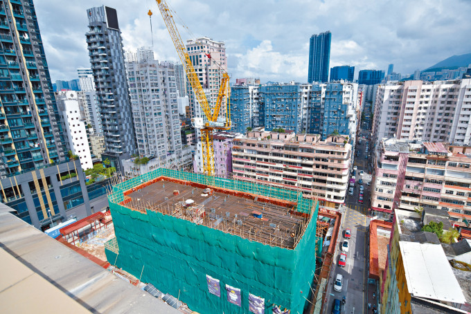 恒基红磡黄埔街项目提供约2600伙，料为历来最大私人发展商收购旧楼重建项目。