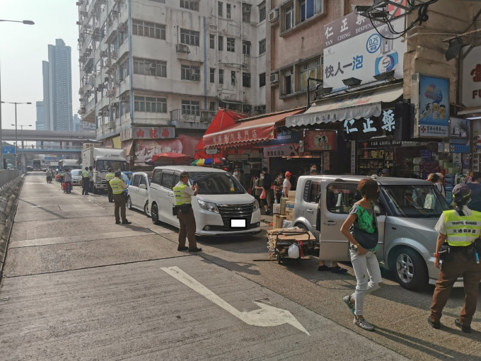 西九龙总区交通日严打违泊交通违例行为。图：警方提供