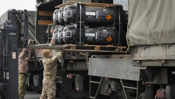 美国再向乌克兰提供地空导弹等军援。AP