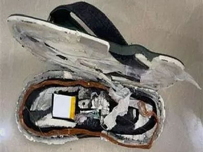 作弊用的蓝牙拖鞋价值60万卢比（约港币6.33万元）。网图