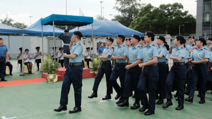 民安隊少年團挑戰日逾200人參與，以中式步操形式作賽。政府新聞處