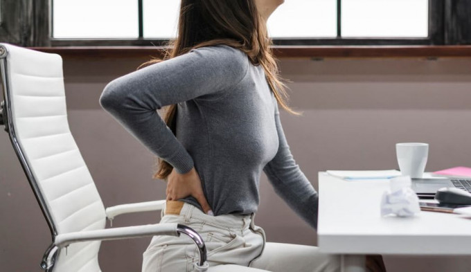 腰痛問題可大可少，不容忽視。網上圖片