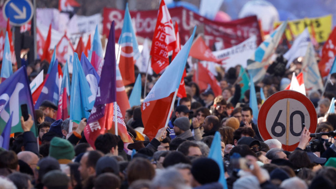 法国工会发动第三轮大罢工。REUTERS