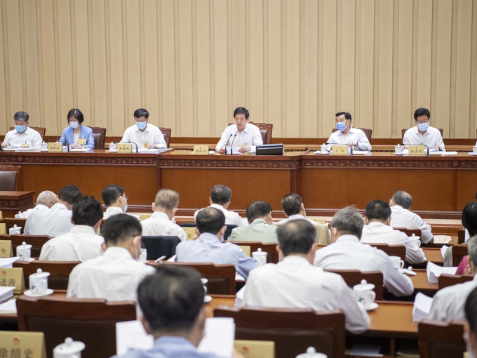 十三屆全國人大常委會第29次會議第一次今日下午在北京人民大會堂舉行。新華社相片