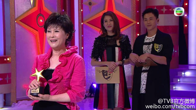 去年廖丽丽在《Sunday好戏王》中，获颁「另类好戏王 - 慈母王」奖作为嘉许。
