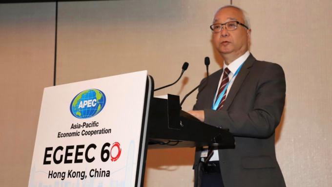 環境及生態局局長謝展寰出席「亞太經合組織」(APEC) 的能源效率與節約專家會議。
