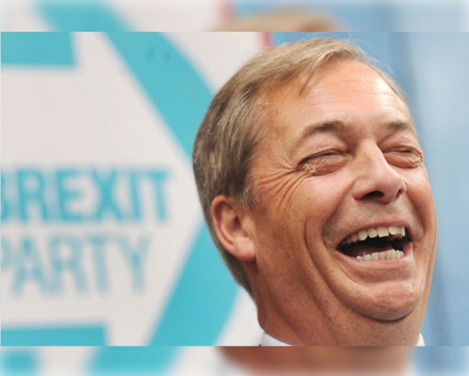 脫歐黨由疑歐派大將法拉奇(Nigel Farage)領導。AP